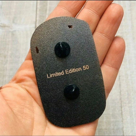 Fantasy Disney Pin - Snow White Haunted Mansion - Picture 3 of 4